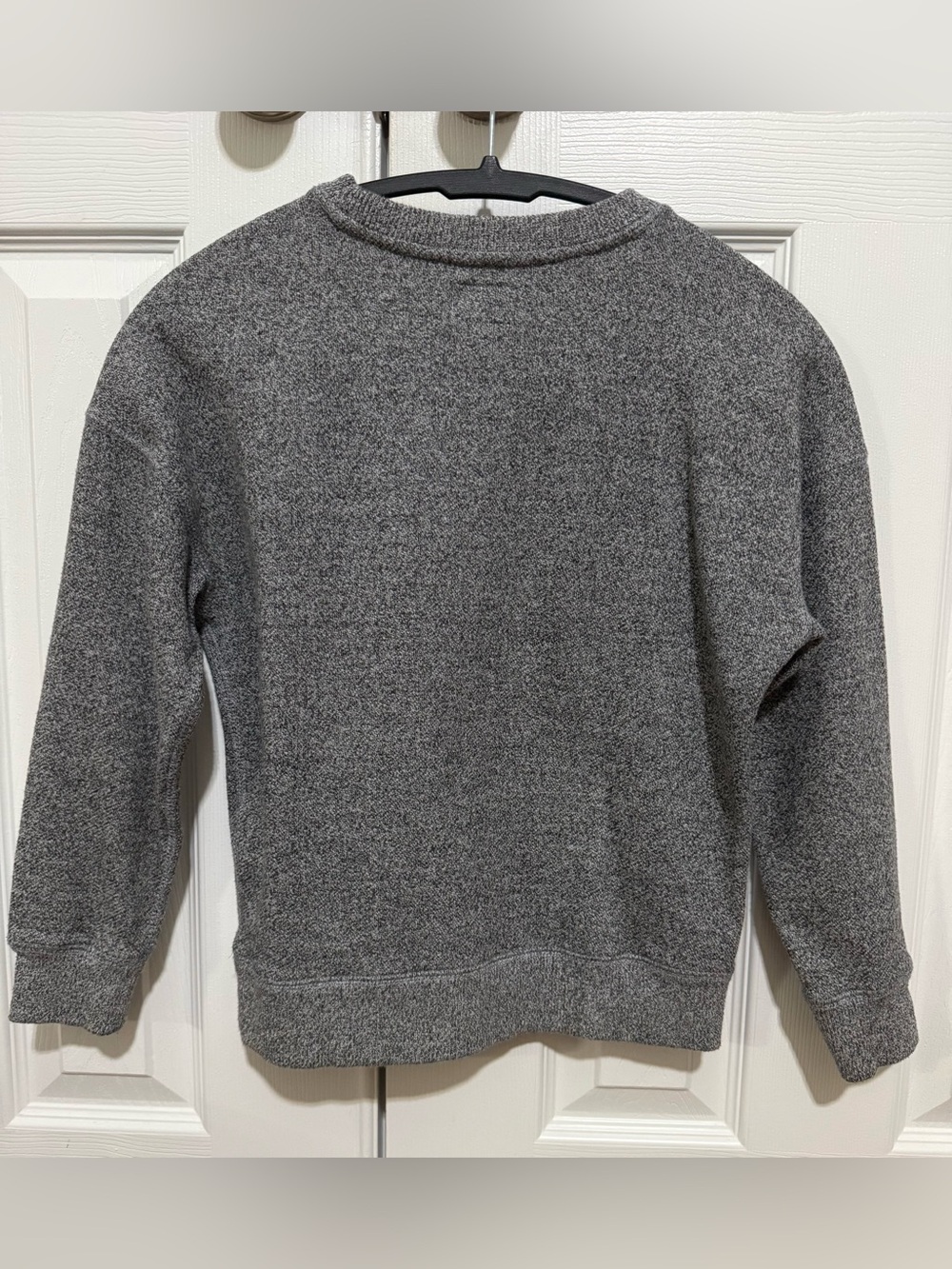Roots Kids Heather Gray Crewneck with Dark Green Logo Tag - Picture 3 of 3